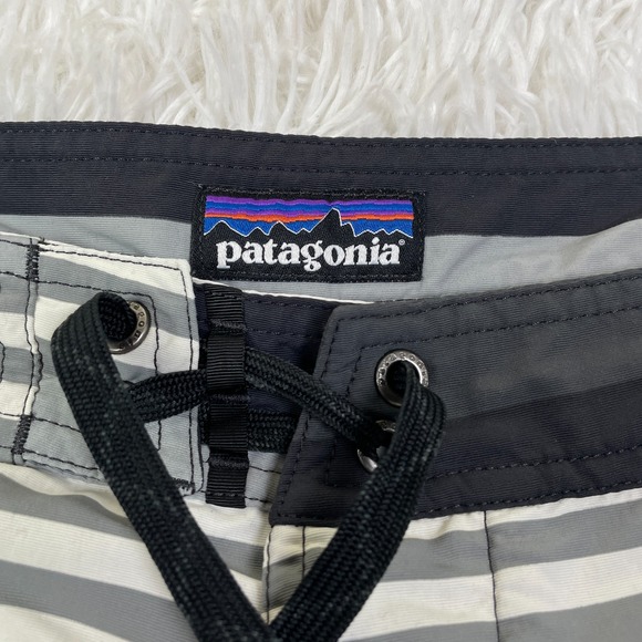 Patagonia‎ Shorts Mens 38 Gray Striped Wavefarer Printed Board Short Swim Pocket - Picture 3 of 11